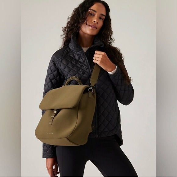 ATHLETANWOT REVIVE CONVERTIBLE BACKPACK BAG IN ACACIA OLIVE GREEN